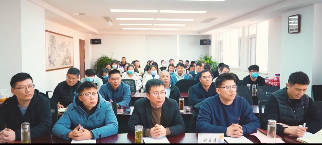 日照環(huán)科所舉辦“我與企業(yè)共成長”主題演講比賽